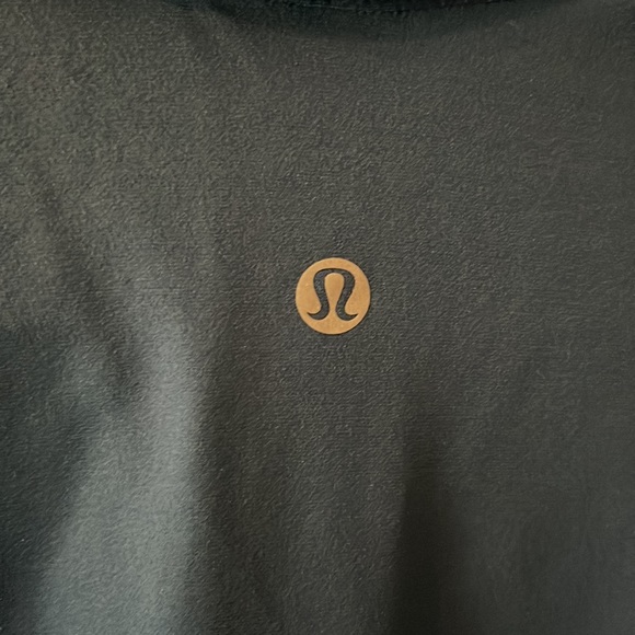 Lululemon teal polo - Picture 3 of 3